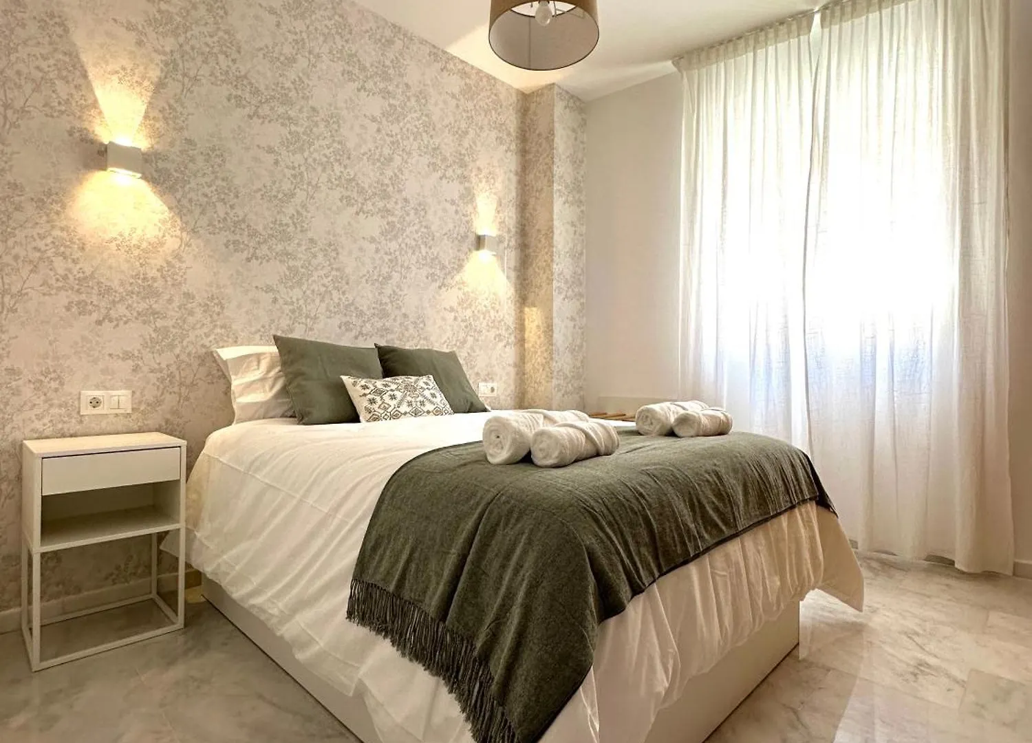 Kaluka Malaga Center Apartment - Free Parking